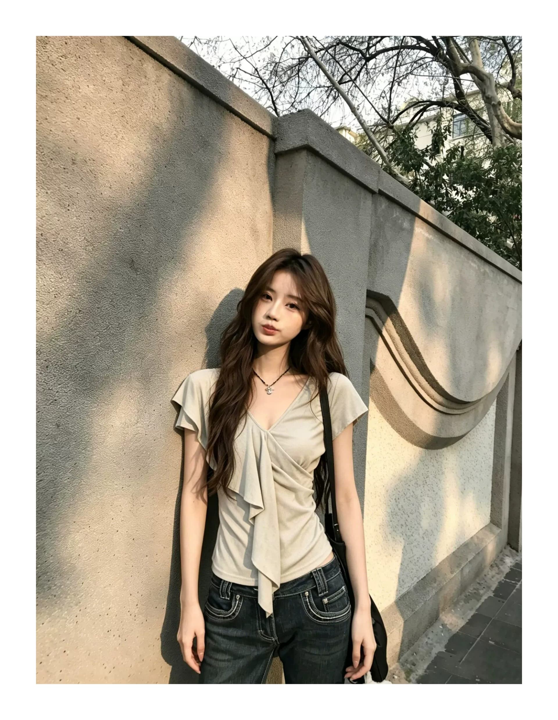 올해 인기 ~ 중 폭발 여성 의류 프릴 순수한 욕망 V넥 반팔 티셔츠 품격 허리 수축 슬림해 보이는 몸매 가꾸기 맨위 트렌디 상세 이미지 2