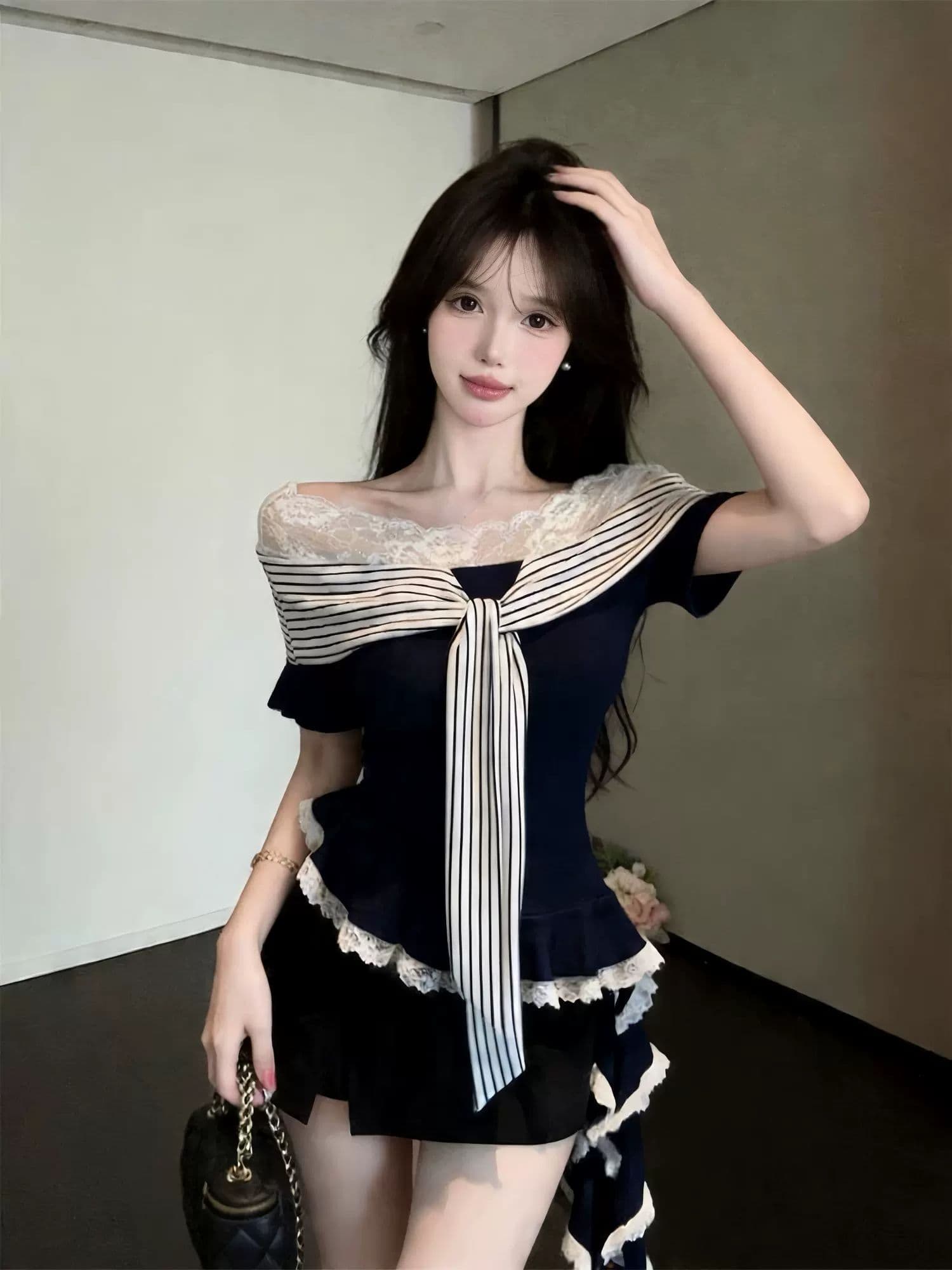 순수한 욕망 달콤한 핫걸 레이스 조각 페이크 레이어드 스트라이프 반팔 티셔츠 여성 디자인 센스 여름 몸매 가꾸기 쇼트 스타일 맨위 상세 이미지 2
