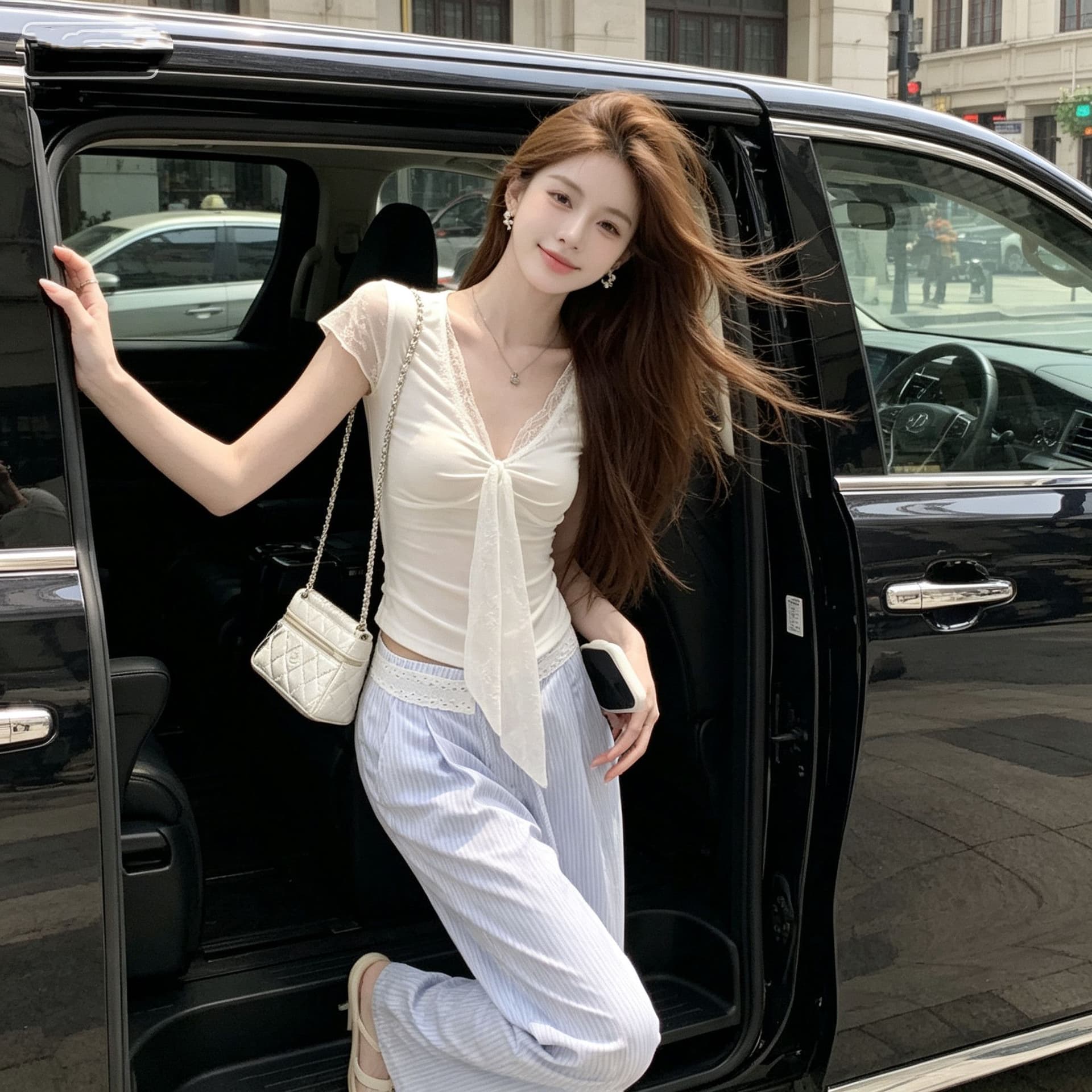 와 사고 방식 화이트 V넥 레이스 조각 긍정적 인 어깨 반팔 티셔츠 여성 여름 순수한 욕망 몸매 가꾸기 고유 한 맨위 상세 이미지 4