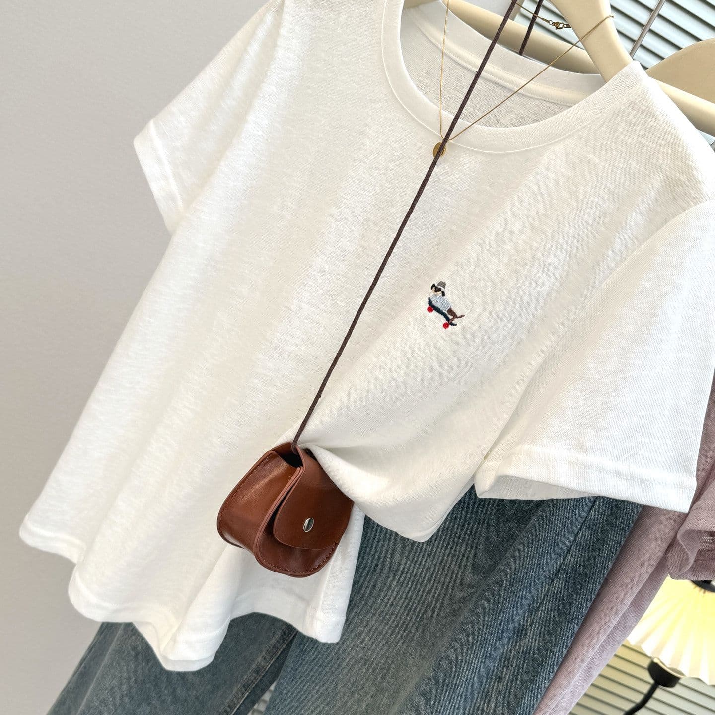실사 chic 달콤한 매운맛 눈꽃 면 얇은 스타일 반팔 티셔츠 여성 여름 루즈핏 슬림해 보이는 한국 스타일 기본 셔츠 맨위 서비스 이미지 5