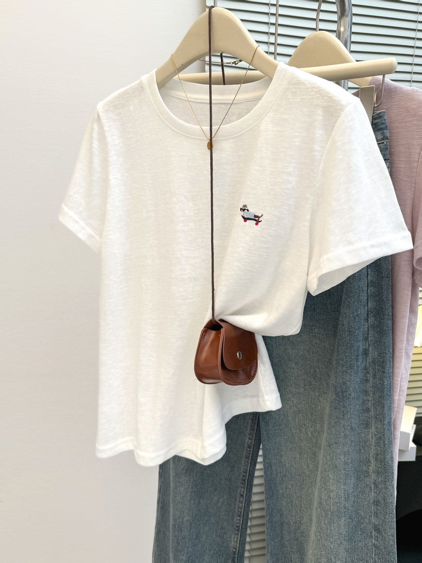 실사 chic 달콤한 매운맛 눈꽃 면 얇은 스타일 반팔 티셔츠 여성 여름 루즈핏 슬림해 보이는 한국 스타일 기본 셔츠 맨위 서비스 상세 이미지 3
