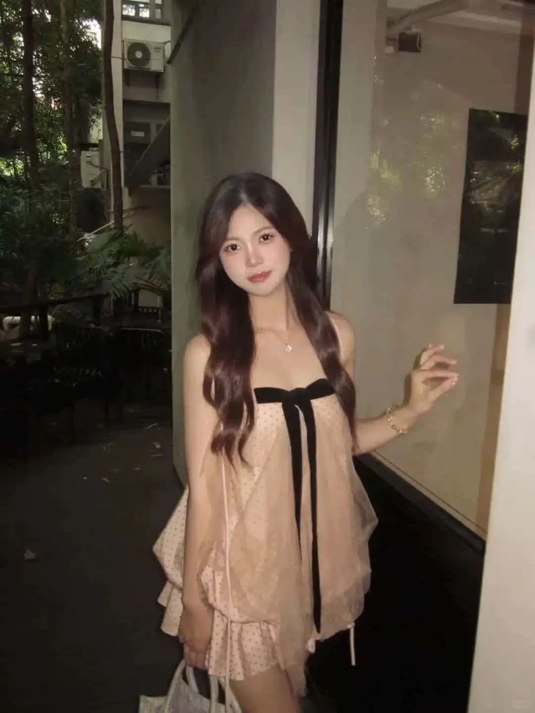 달콤함 순수한 욕망 바람 나비 매듭 도트 무늬 슬립 여성 드레스 여름 슬림해 보이는 디자인 센스 미니 스커트 꽃밭 치마 세트 상세 이미지 2