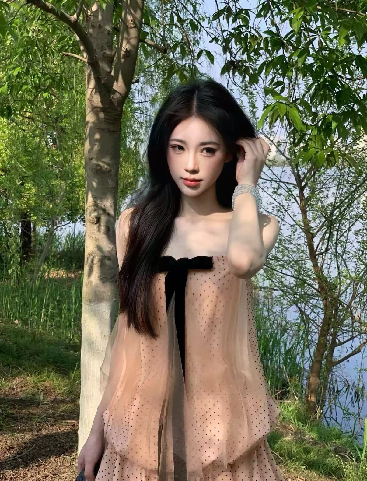 달콤함 순수한 욕망 바람 나비 매듭 도트 무늬 슬립 여성 드레스 여름 슬림해 보이는 디자인 센스 미니 스커트 꽃밭 치마 세트 상세 이미지 7
