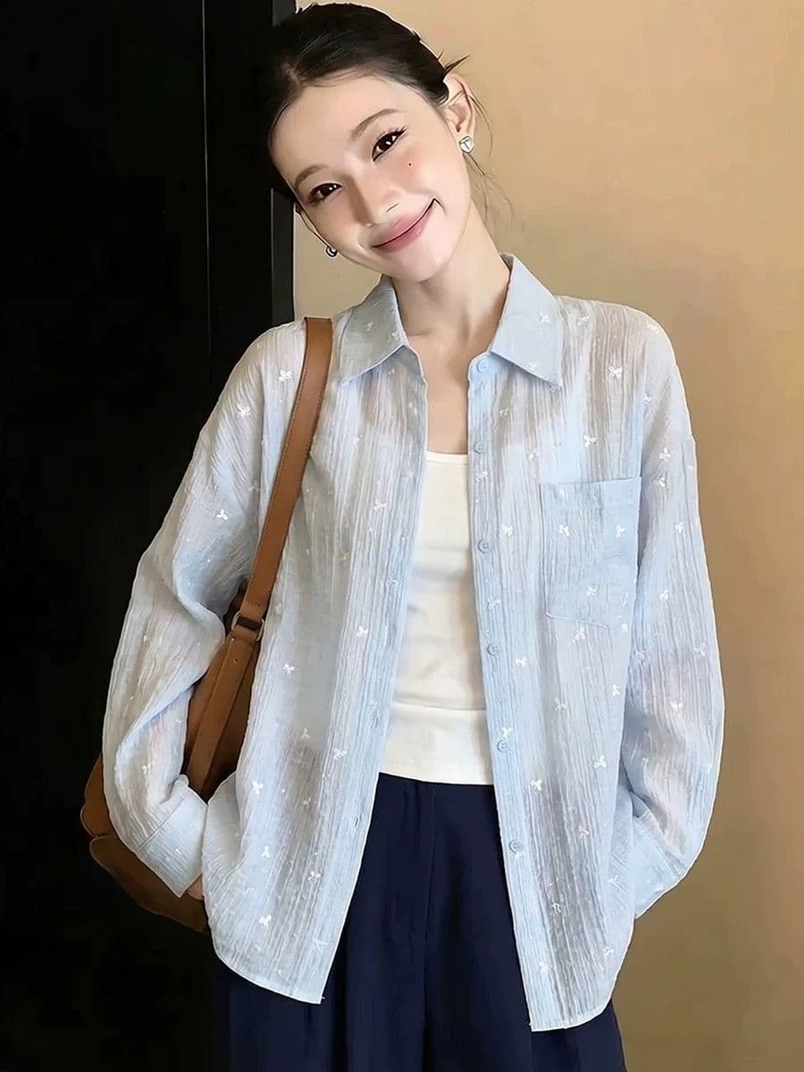 파란색 긴팔 셔츠 여성 코트 여름 얇은 스타일 2026 여름 새로운 자외선 차단 셔츠 외부 가져 가라. 에어컨 오픈 가디건 맨위 상세 이미지 3