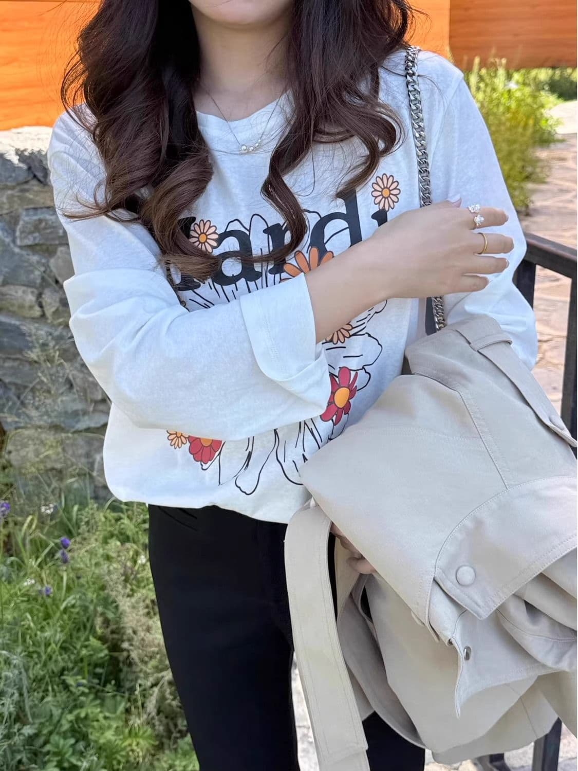 2026 가을 21 순면 210 그램 순면 가을 의상 긴팔 티셔츠 여성 루즈핏 맨위 프린트 상세 이미지 4