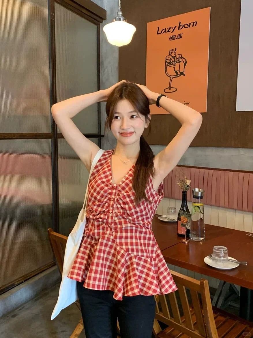 한 부서 주름 체크무늬 여성 셔츠 여름 드레스 프릴 작은 키 민소매 작은 셔츠 인형 셔츠 체크무늬 V넥 맨위 상세 이미지 5