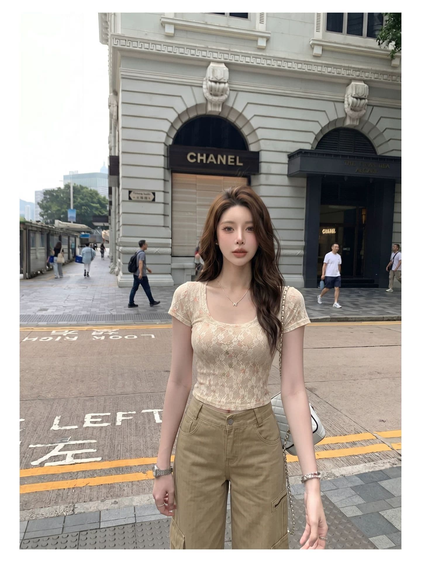 순수한 욕망 바람 핫걸 레이스 셔츠 u 칼라 반팔 티셔츠 여성 여름 몸매 가꾸기 슬림해 보이는 섹시함 허리 수축 쇼트 스타일 외출용 맨위 상세 이미지 2