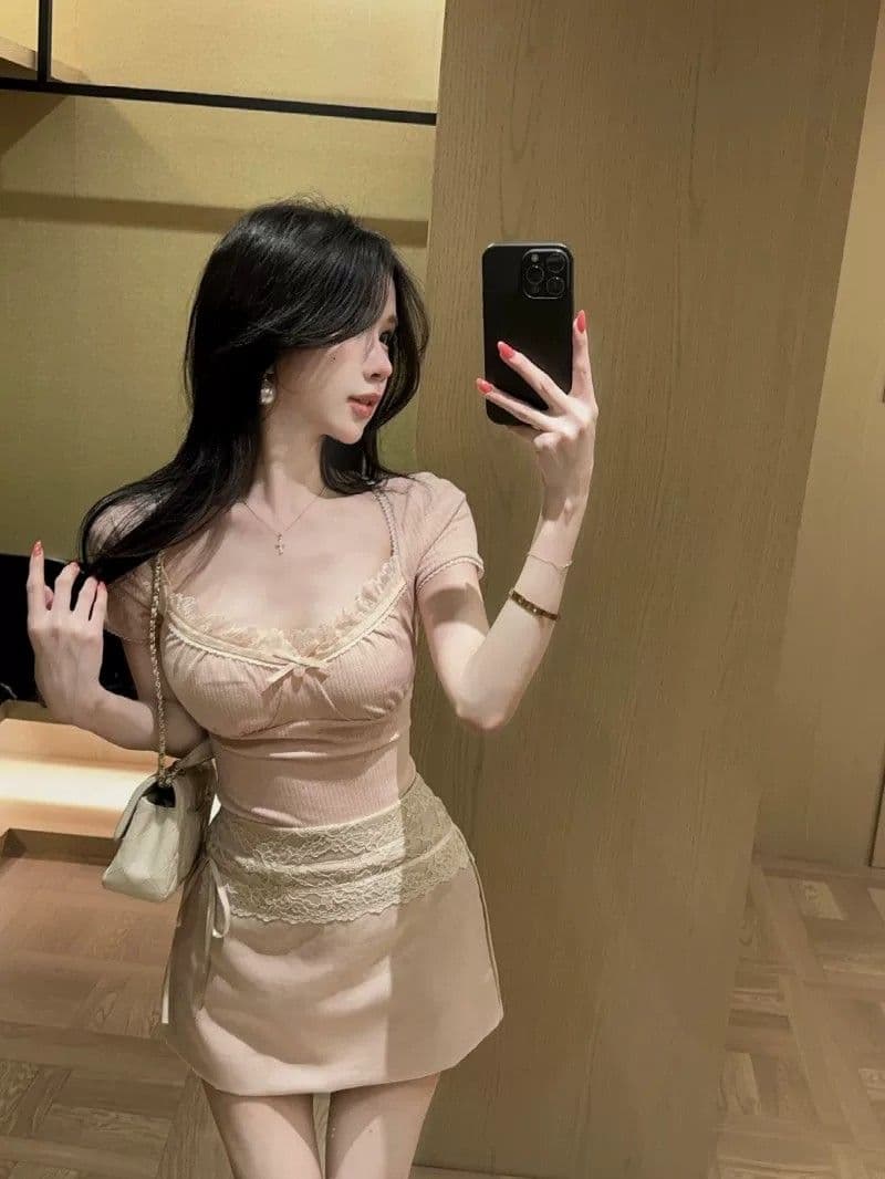원본 원단 것 한 부서 부드러운 레이스 조각 리브 순수한 욕망 바람 핑크색 레이스 반팔 티셔츠 여성 의류 여름 상세 이미지 3