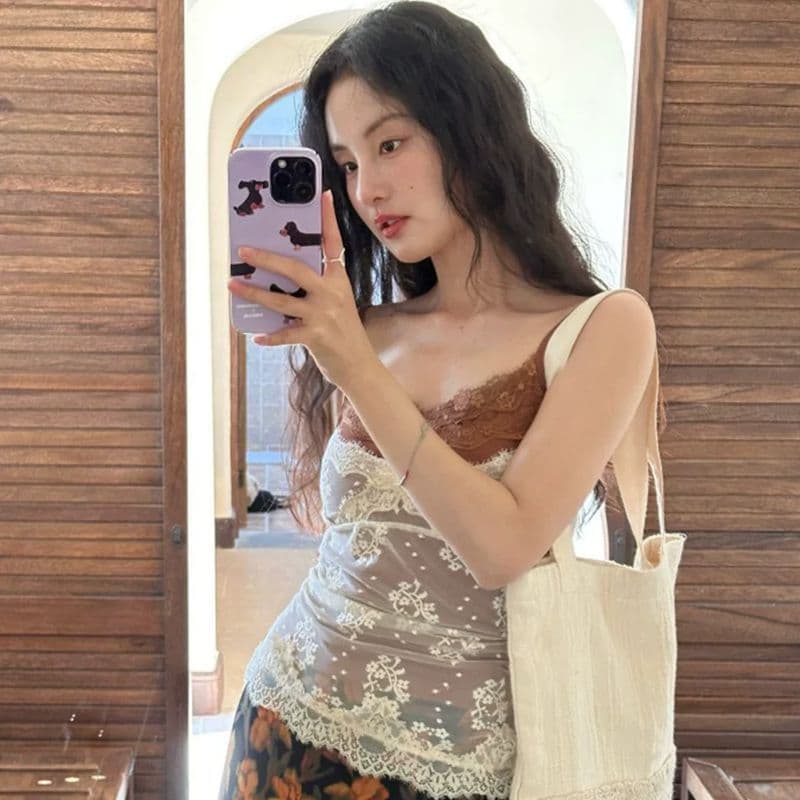 패치워크 배색 페이크 레이어드 디자인 센스 조끼 슬립 여성 몸매 가꾸기 다용도 외출용 레이스 레이스 민소매 맨위 여름 이미지 2