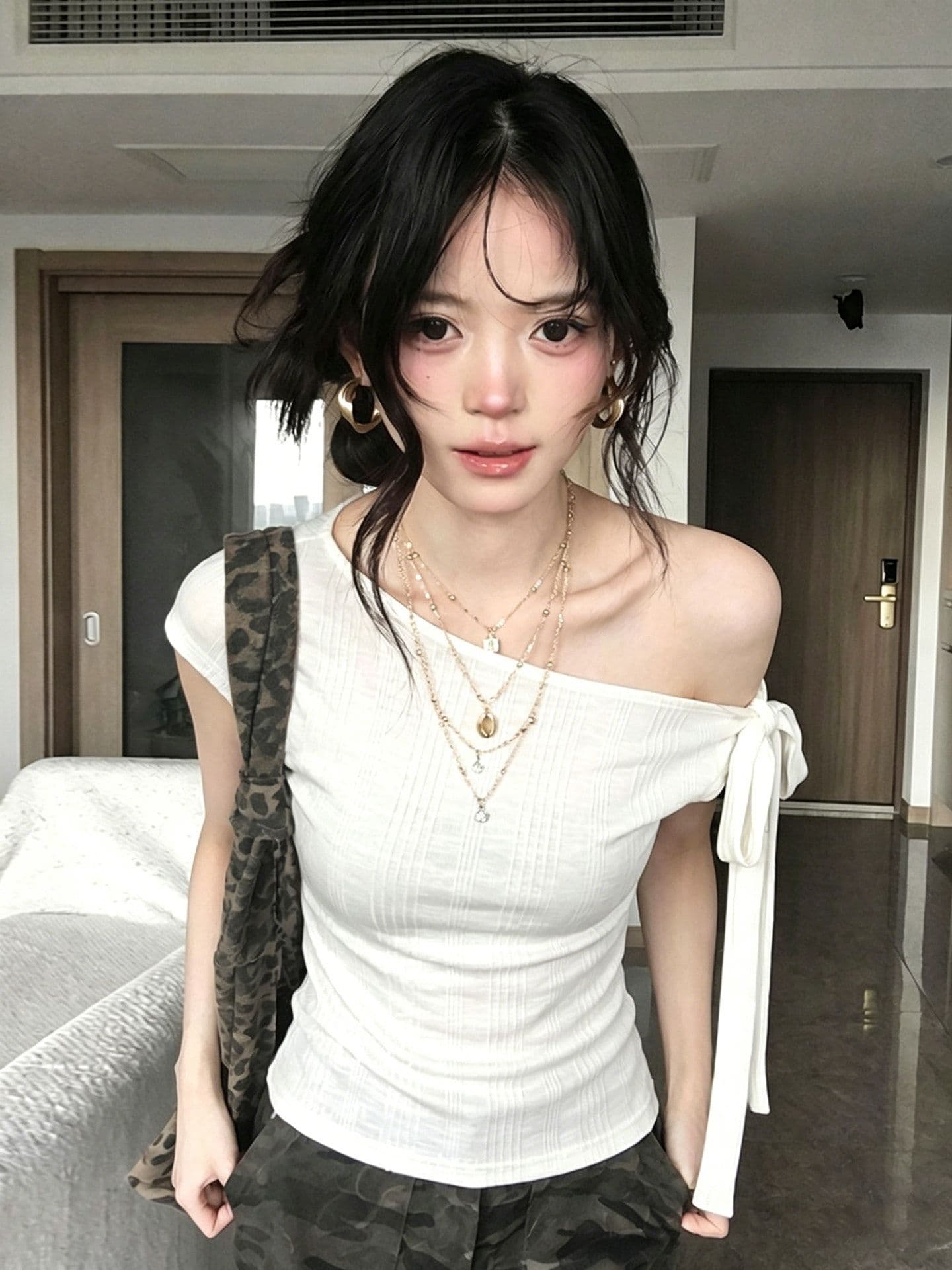 원본 대나무 마디 면 비스듬한 어깨 레이스업 반팔 티셔츠 여름 새로운 프랑스식 착용 가져 가라. Chic 맨위 상세 이미지 3