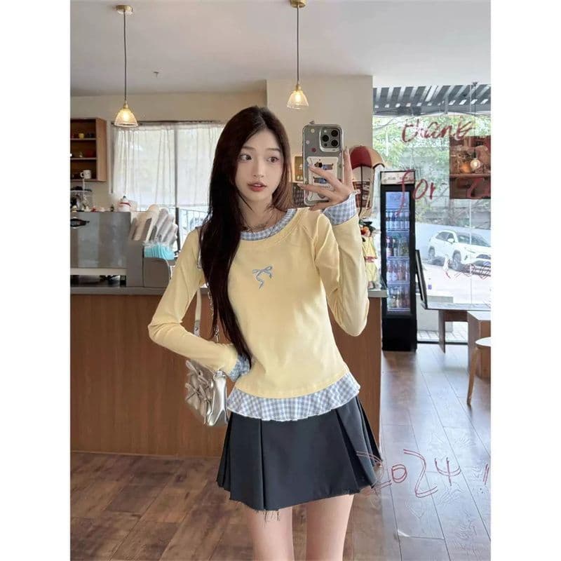 1 1 De 플러시 달콤한 스타일 도파민 부드러운 황색 체크무늬 패치워크 인사이드 가져 가라. 기본 셔츠 티셔츠 여성 가을 이미지 3