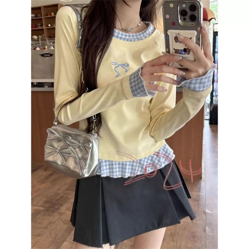 1 1 De 플러시 달콤한 스타일 도파민 부드러운 황색 체크무늬 패치워크 인사이드 가져 가라. 기본 셔츠 티셔츠 여성 가을 상세 이미지 2