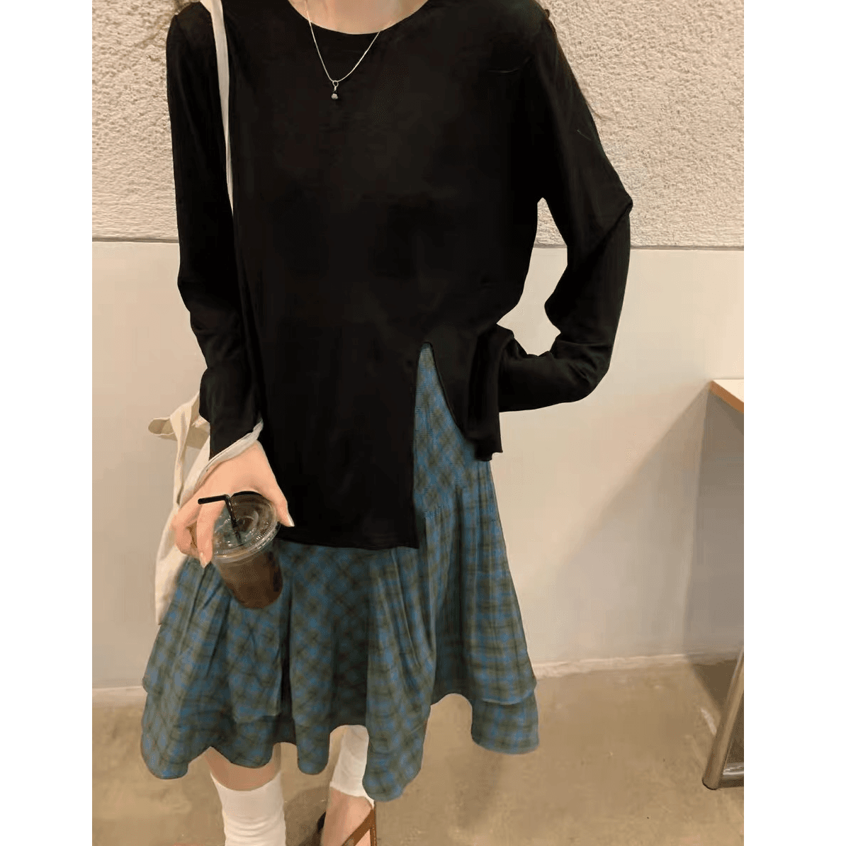170 그램 눈꽃 면 35 라이 경기 서울 35 면 30 폴리 에스터 측면 부서 버클 긴팔 티셔츠 여성 얇은 스타일 자외선 차단 블라우스 맨위 이미지 2