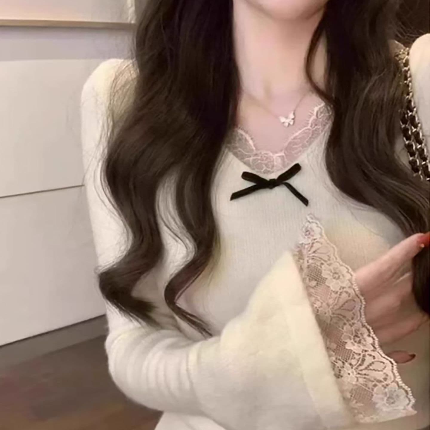순수한 욕망 바람 나비 매듭 레이스 조각 긴팔 티셔츠 여성 가을 겨울 몸매 가꾸기 인사이드 가져 가라. 기본 셔츠 연삭 털 맨위 이미지 4