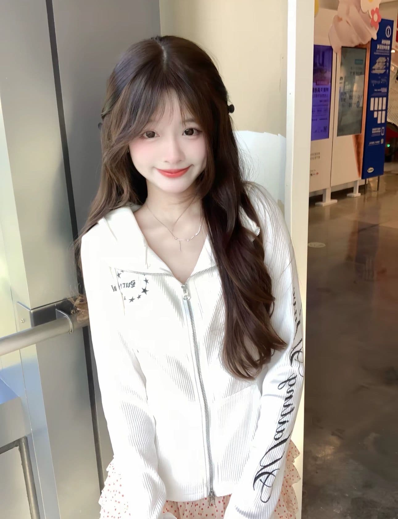 2026 가을 백금 지퍼 95 면 5 암모니아 Lun 이후 패키지 칼라 광저우 원본 원단 후드티 여성 상세 이미지 7