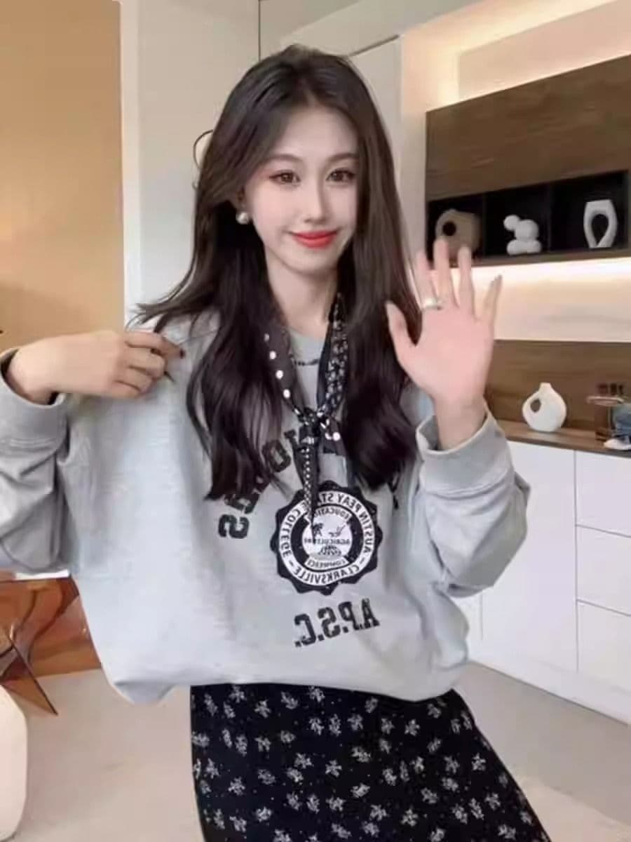 2026 가을 21 순면 210 그램 순면 가을 의상 긴팔 티셔츠 여성 루즈핏 맨위 프린트
