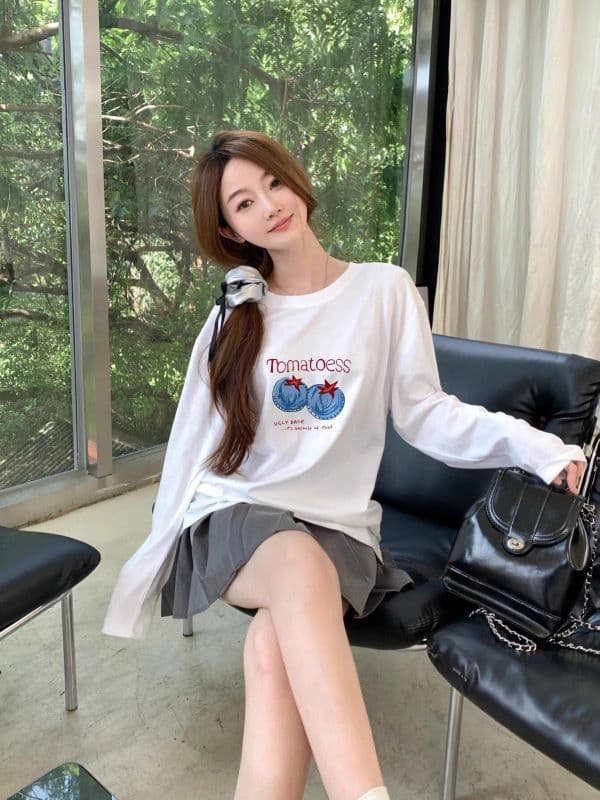 210 그램 21 이후 패키지 칼라 프린트 가을 의상 긴팔 티셔츠 여성 루즈핏 순면 라운드 넥 맨위 상세 이미지 2