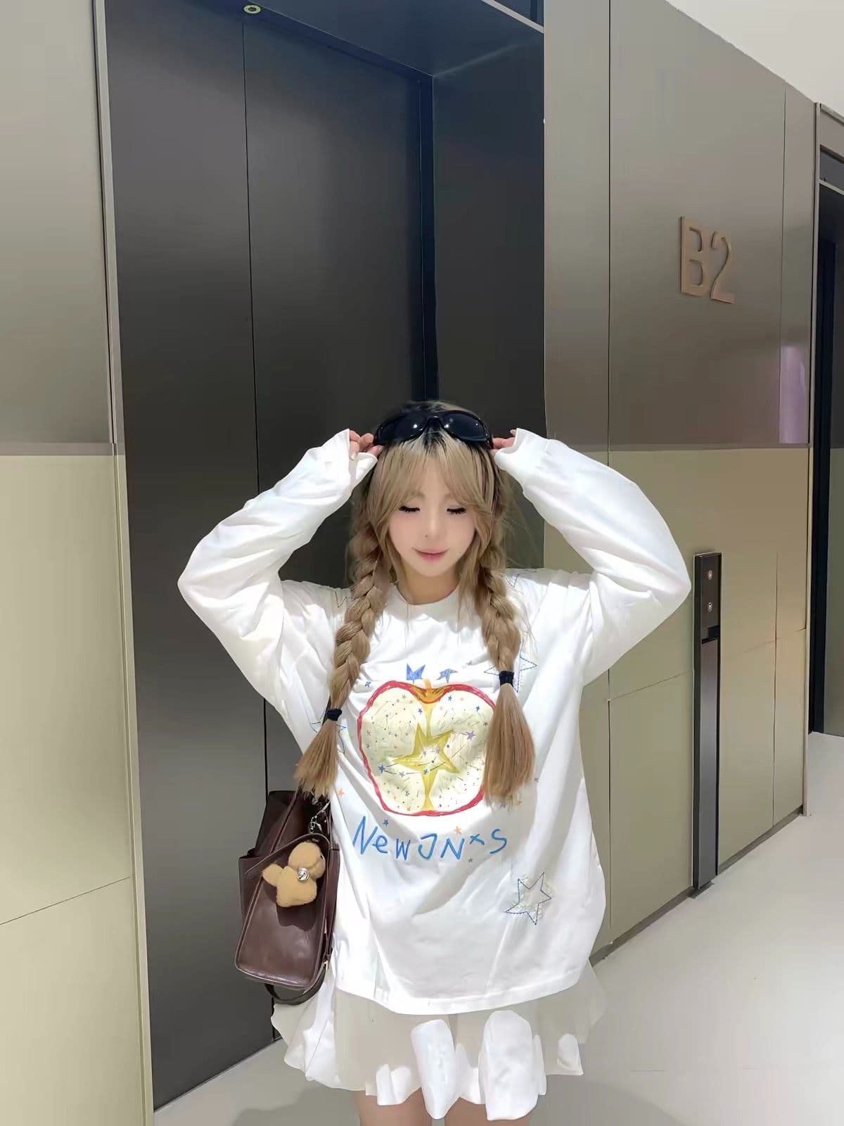 2026 가을 21 순면 이후 패키지 칼라 뭉치 구두 긴팔 프린트 티셔츠 여성 루즈핏 라운드 넥 맨위 상세 이미지 2