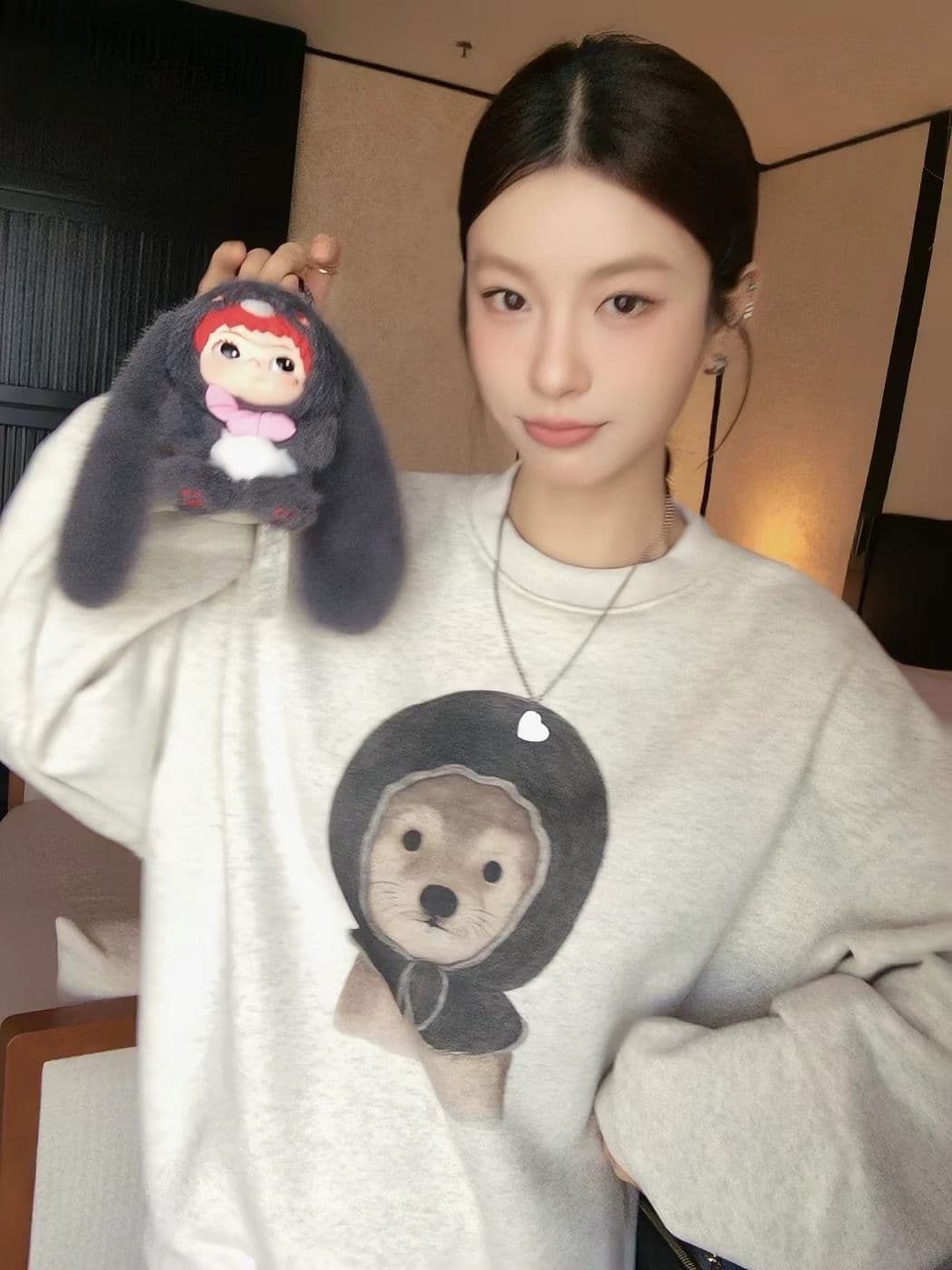 2026 가을 후아 면 복합 프린트 라운드 넥 후드티 여성 얇은 스타일 털이 있는 상세 이미지 3