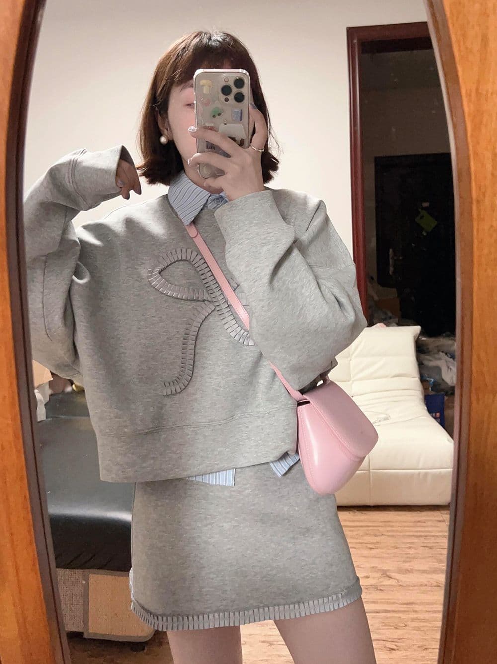 회색 나비 매듭 풀오버 없음 모자 긴팔 후드티 여성 가을 가을 겨울철 작은 키 루즈핏 긍정적 인 어깨 쇼트 스타일 맨위 이미지 2