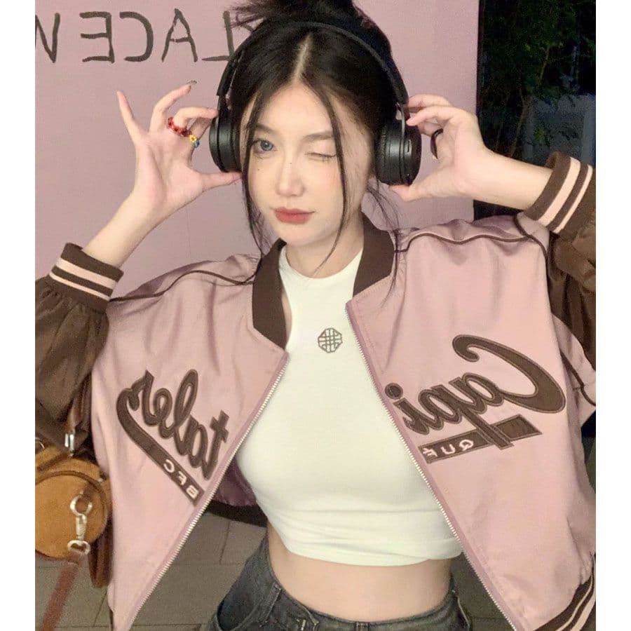 아메리칸 복잡한 고대 국가 트렌디 패치워크 배색 쇼트 스타일 야구 유니폼 가을 겨울 2026 긴팔 캐주얼 느긋한 학원 여성 코트