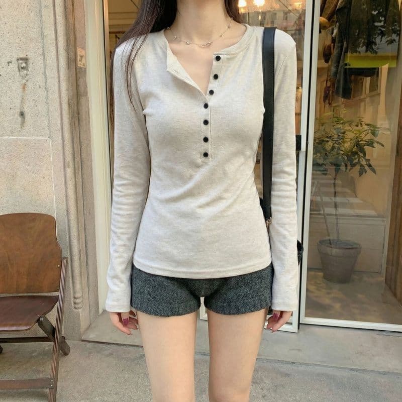 실사 280 그램 양 플러시 원본 헨리 칼라 털이 있는 긴팔 티셔츠 기본 셔츠 여성 인사이드 잡아라. 의류 상세 이미지 6