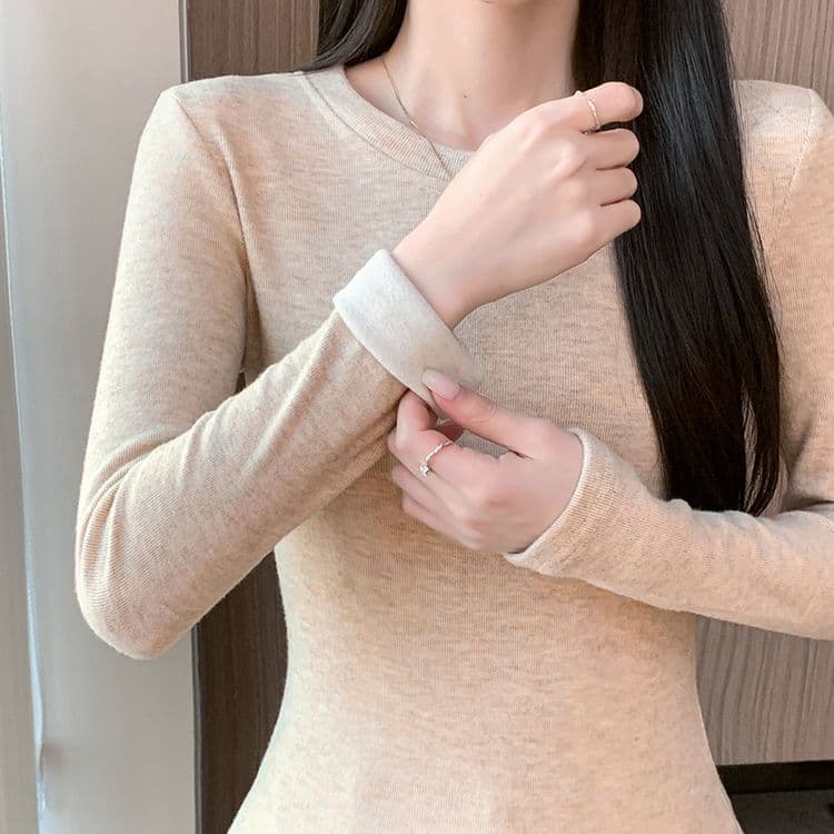 2026 가을 280 그램 양 플러시 De 플러시 기본 셔츠 여성 봄 가을 겨울 긴팔 티셔츠 털이 있는 라운드 넥 긍정적 인 어깨 상세 이미지 25