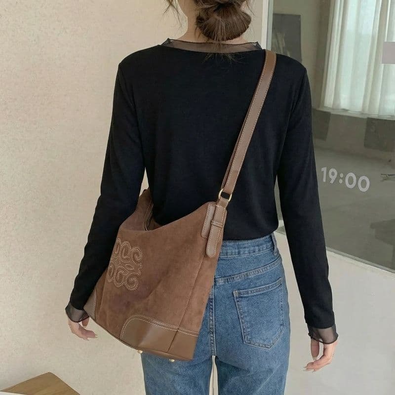실사 털이 있는 레이스 라운드 넥 원사 기본 셔츠 여성 봄 가을 겨울 인사이드 가져 가라. De 플러시 연삭 털 긴팔 티셔츠 상세 이미지 14