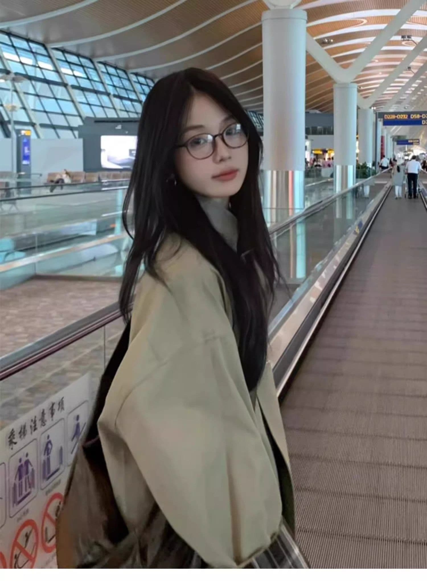 재킷 재킷 여성 짧은 2026 이른 가을 새로운 고급 센스 캐주얼 루즈핏 슬림해 보이는 작은 키 카키 색 코트 상세 이미지 13
