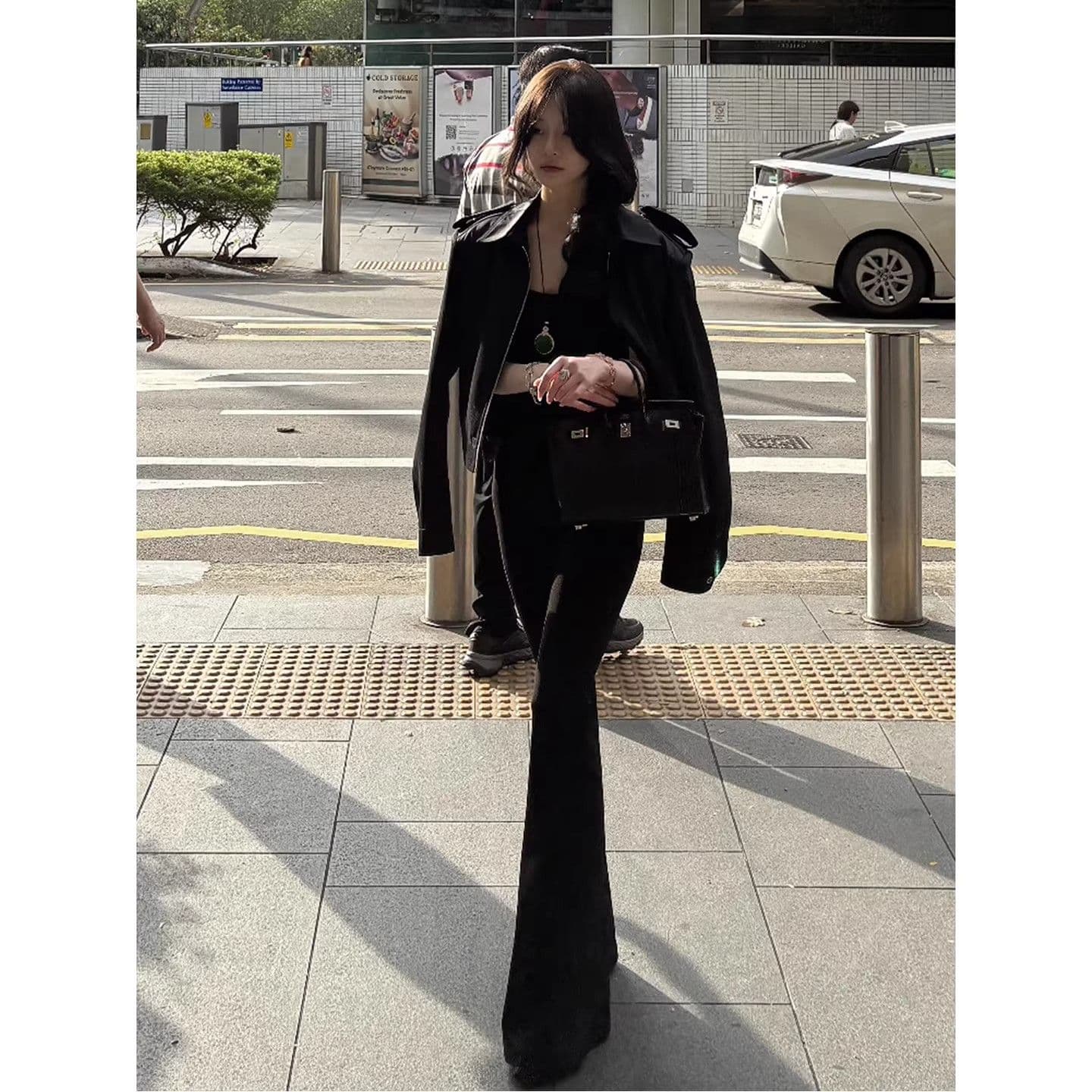 검정색 스탠드 칼라 넓은 어깨 여성 코트 가을 새로운 개성 단색 레트로 쇼트 스타일 캐주얼 다용도 재킷 맨위 트렌디 이미지 5