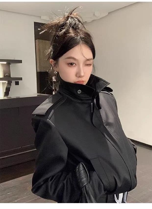 검정색 스탠드 칼라 넓은 어깨 여성 코트 가을 새로운 개성 단색 레트로 쇼트 스타일 캐주얼 다용도 재킷 맨위 트렌디 상세 이미지 2