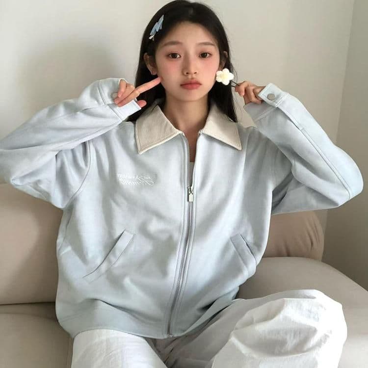 고유 한 슈퍼 잘 생긴 봄 가을 여성 코트 2026 새로운 작은 키 폴로 칼라 알파벳 자수 스웨이드 원단 재킷 맨위 이미지 4