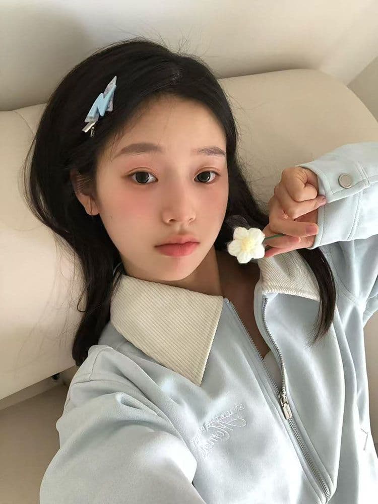 고유 한 슈퍼 잘 생긴 봄 가을 여성 코트 2026 새로운 작은 키 폴로 칼라 알파벳 자수 스웨이드 원단 재킷 맨위 상세 이미지 4