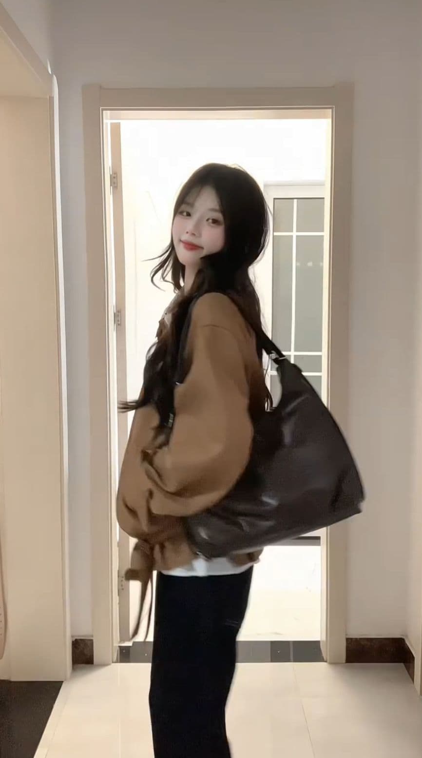 레트로 아름다움 라드. 브라운 재킷 여성 코트 가을 겨울철 2026 새로운 이른 가을 한 부서 분위기 센스 착용 잡아라. 의류 상세 이미지 5