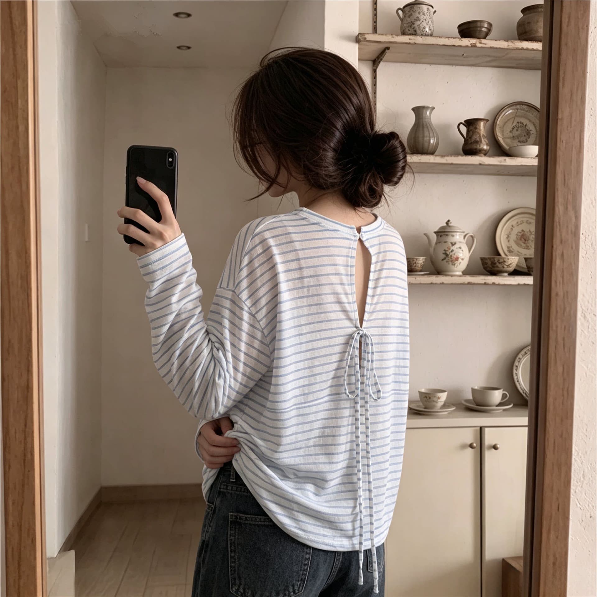 150그램 70 라이 경기 서울 30 폴리 에스터 스트라이프 홀로우 아웃 레이스업 긴팔 티셔츠 여성 루즈핏 얇은 스타일 자외선 차단 블라우스 맨위 이미지 3