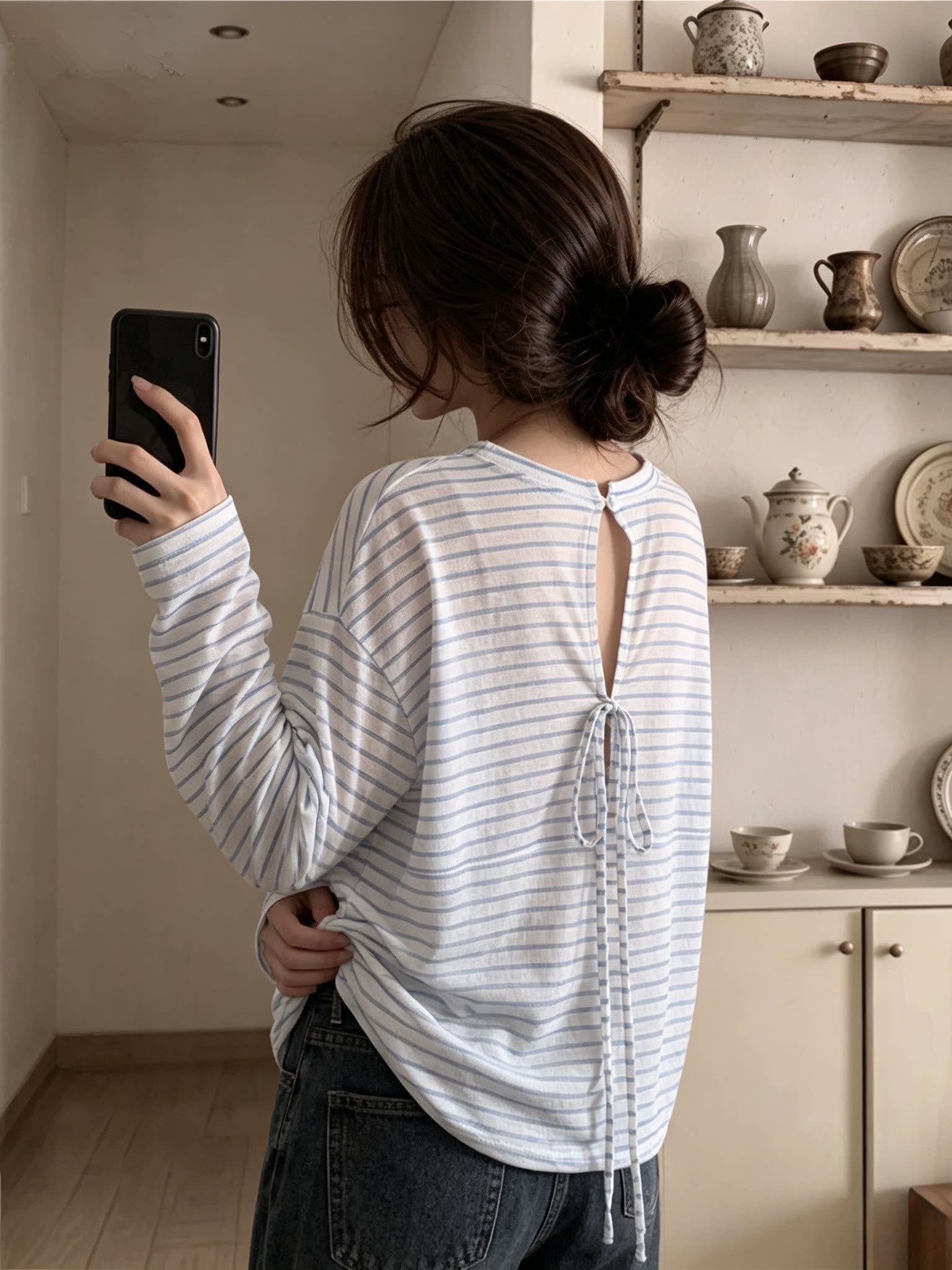 150그램 70 라이 경기 서울 30 폴리 에스터 스트라이프 홀로우 아웃 레이스업 긴팔 티셔츠 여성 루즈핏 얇은 스타일 자외선 차단 블라우스 맨위 상세 이미지 4