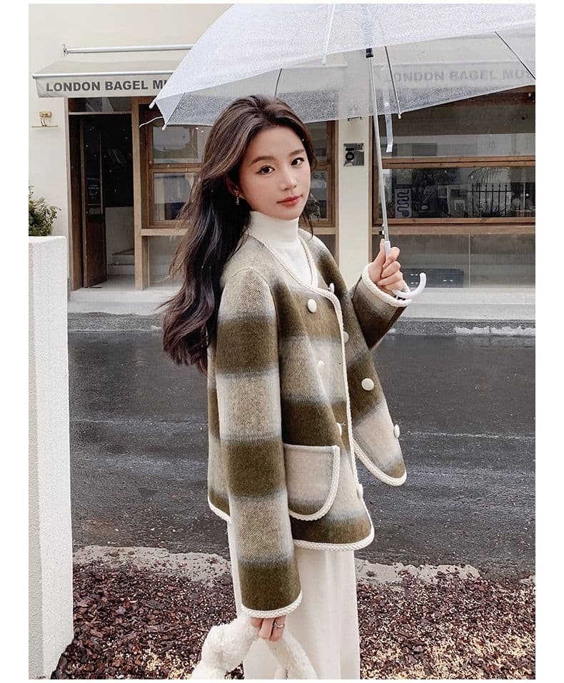 가을 겨울 새로운 명문 여성 작은 샤넬 스타일 체크무늬 코트 여성 짧은 모직 외투 2026 영국식 바람 라운드 넥 이중 버튼 상세 이미지 11