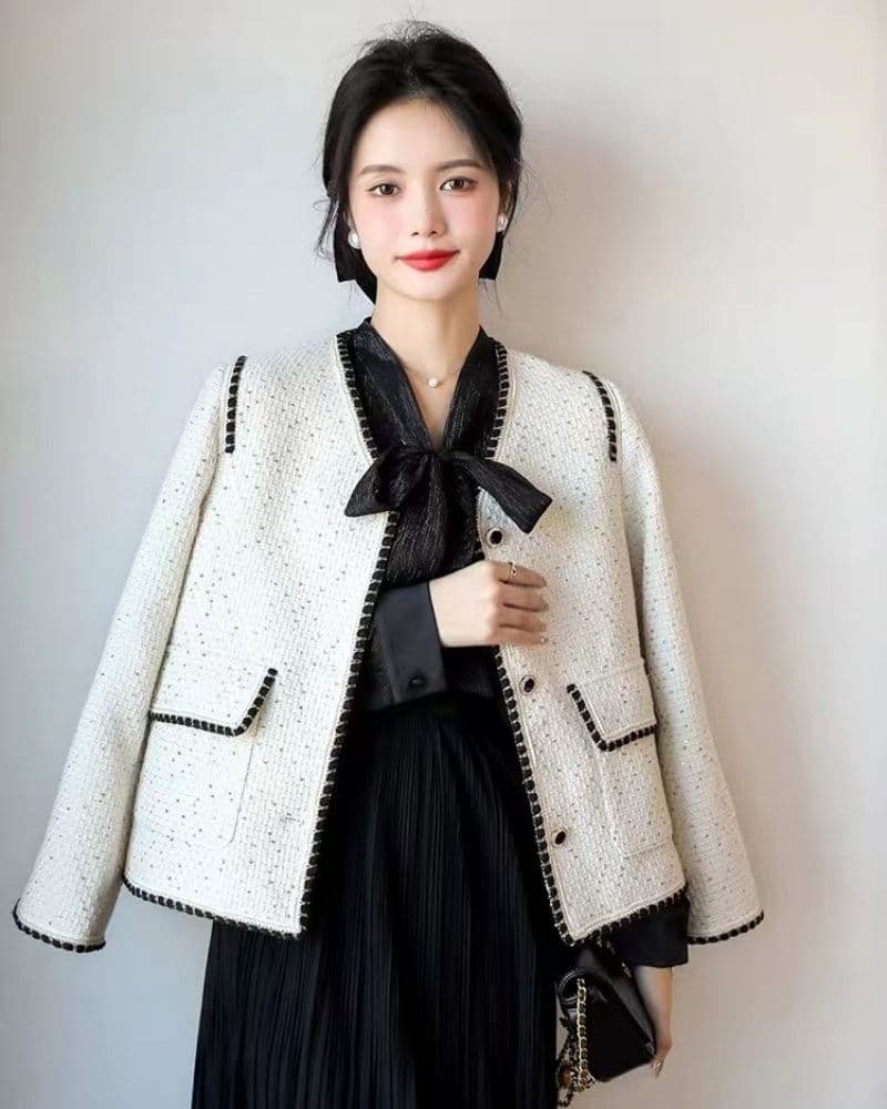 명문 여성 요정 가스 2026 봄 새로운 샤오시엔 명문 여성 바람 품격 우아함 스팽글 짧은 외투 미니멀리즘 패션 이미지 2