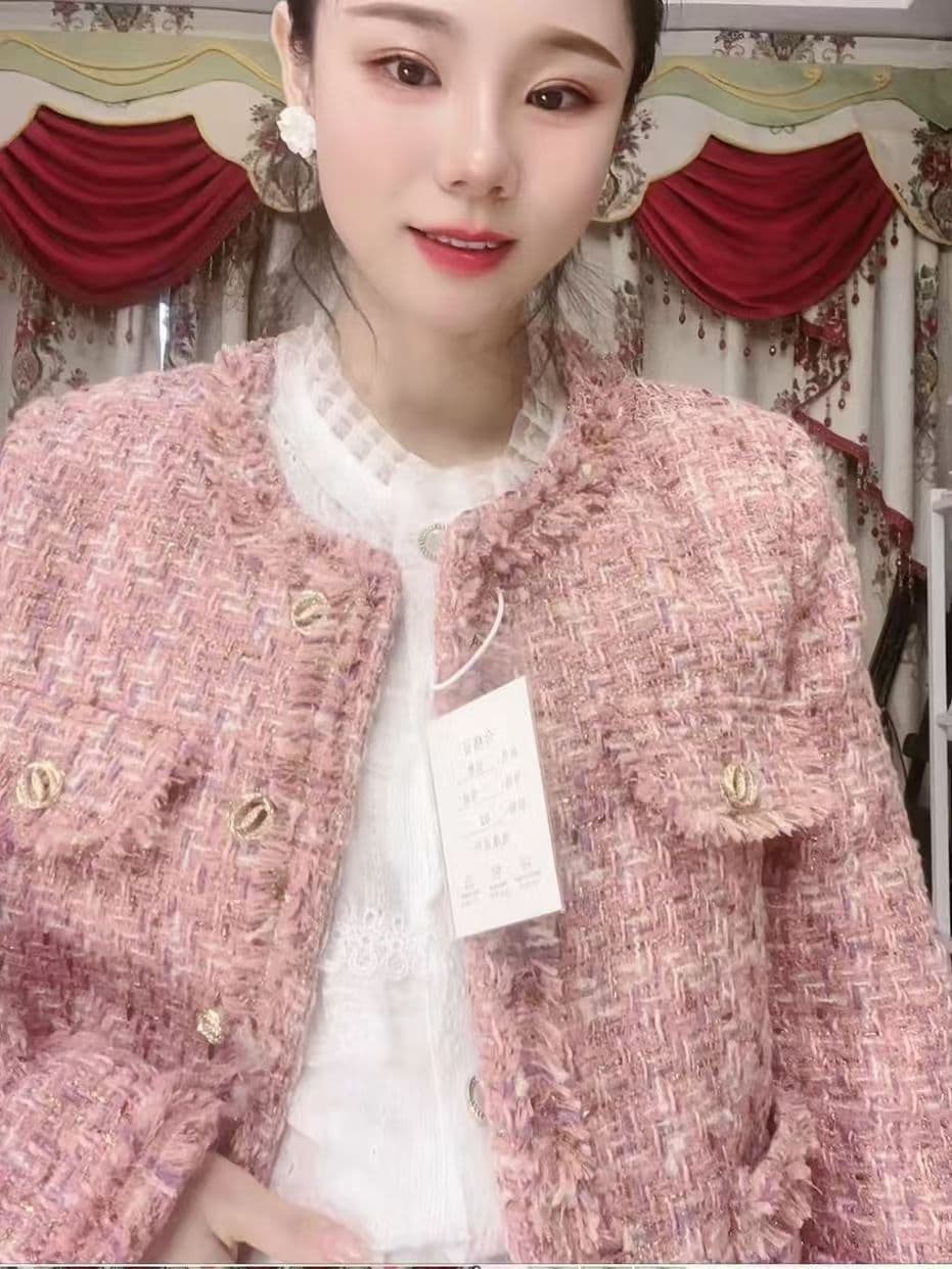 2026 가을 핑크색 작은 샤넬 스타일 솜을 넣은 여성 코트 겨울 새로운 고급 트위드 명문 여성 바람 맨위 여성 상세 이미지 6