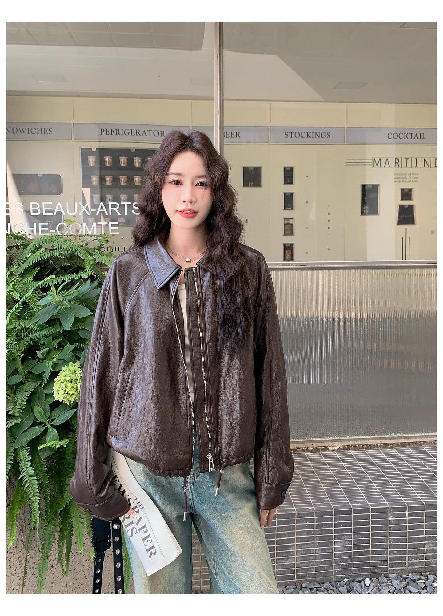 2026 가을 새로운 한 부서 품격 폴로 칼라 PU 가죽 외투 여성 짧은 펌프 로프 슬림해 보이는 오토바이 재킷 맨위 상세 이미지 13