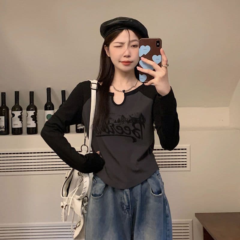 4 색 아메리칸 레트로 V넥 긍정적 인 어깨 배색 긴팔 티셔츠 여성 가을 겨울철 몸매 가꾸기 불규칙 기본 셔츠 상세 이미지 11