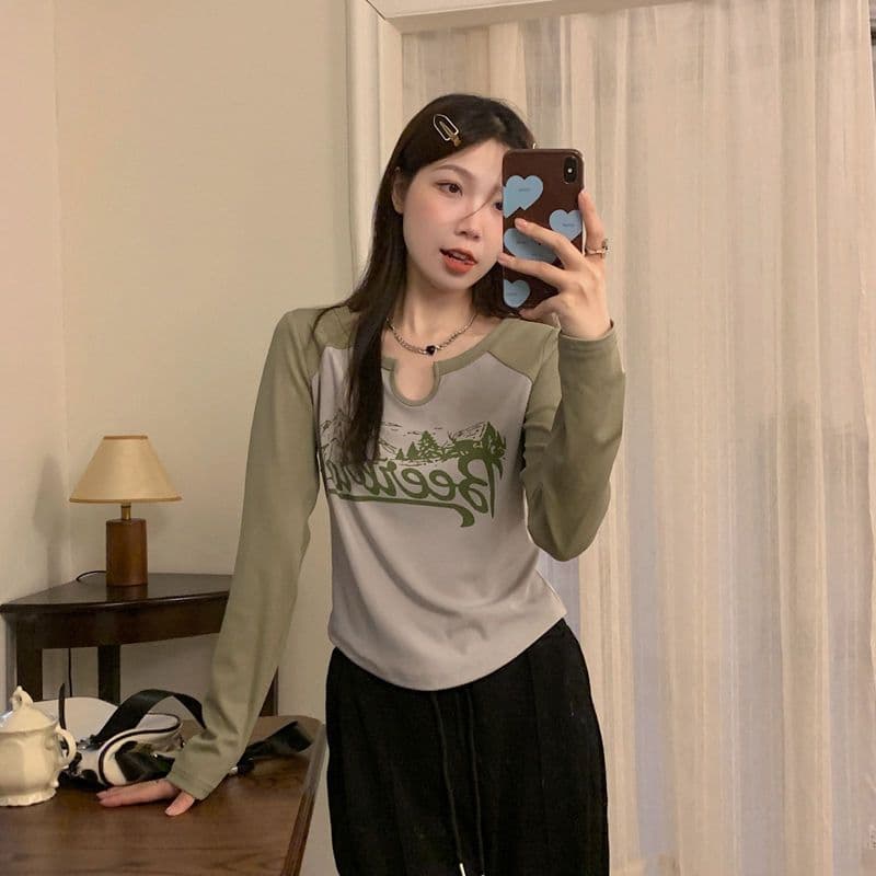4 색 아메리칸 레트로 V넥 긍정적 인 어깨 배색 긴팔 티셔츠 여성 가을 겨울철 몸매 가꾸기 불규칙 기본 셔츠 상세 이미지 27