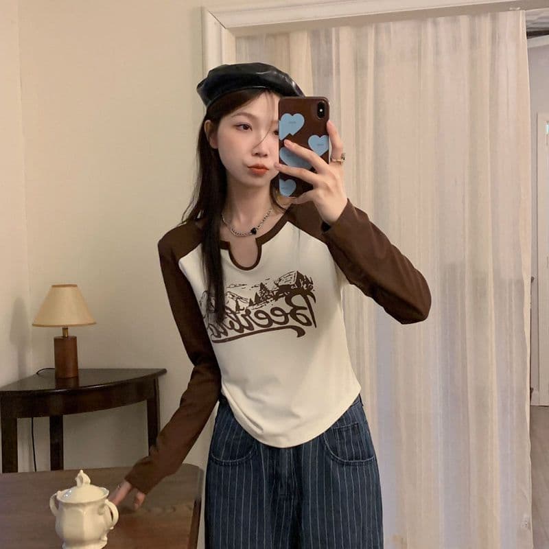 4 색 아메리칸 레트로 V넥 긍정적 인 어깨 배색 긴팔 티셔츠 여성 가을 겨울철 몸매 가꾸기 불규칙 기본 셔츠 상세 이미지 30