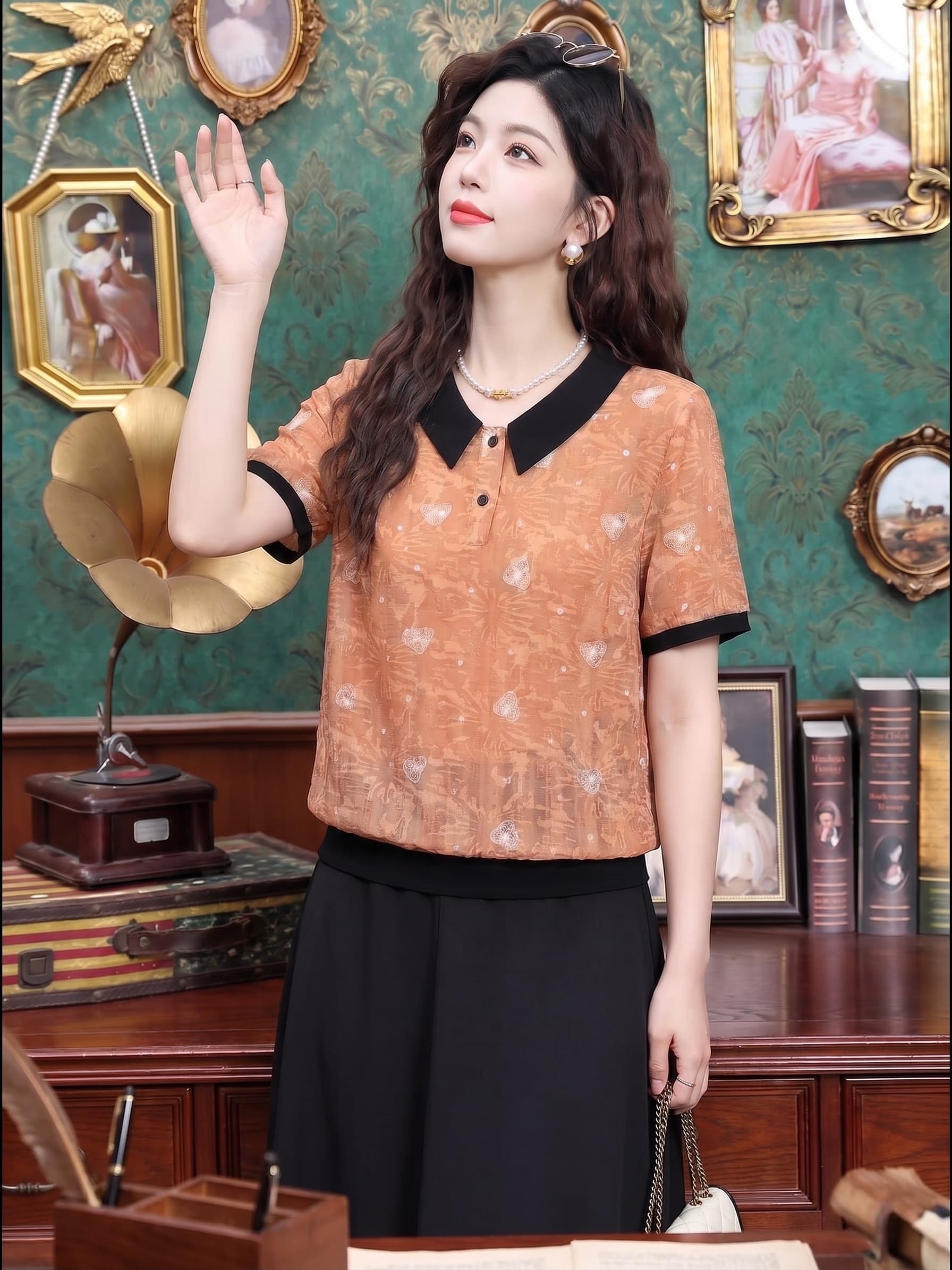 2026 엄마 여름 드레스 쉬폰 반팔 티셔츠 새로운 외국 가스 연령 감소 배색 베이비 칼라 중년 여성 루즈핏 표지 이미지 5