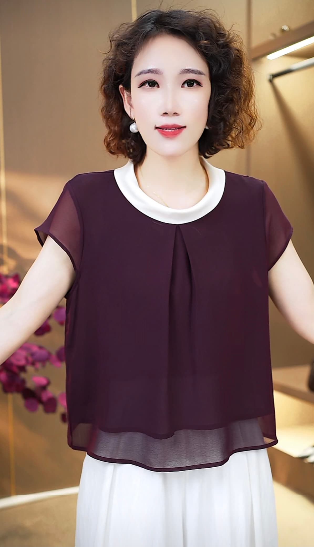 2026 여름 새로운 배색 라운드 넥 조지사 맨위 여성 중년 어머니 드레스 루즈핏 표지 배 슬림해 보이는 반팔 상세 이미지 3
