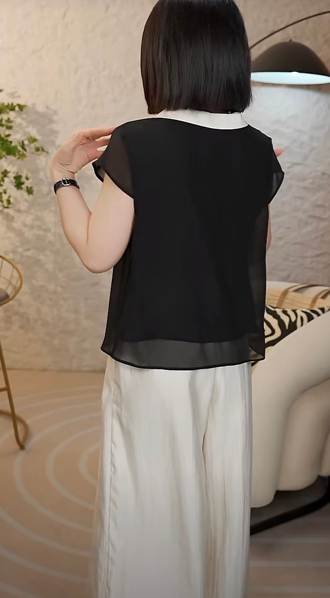 2026 여름 새로운 흑인과 백인 패치워크 색상 베이비 칼라 쉬폰 톱 여성 루즈핏 표지 배 슬림해 보이는 어머니 드레스 상세 이미지 3