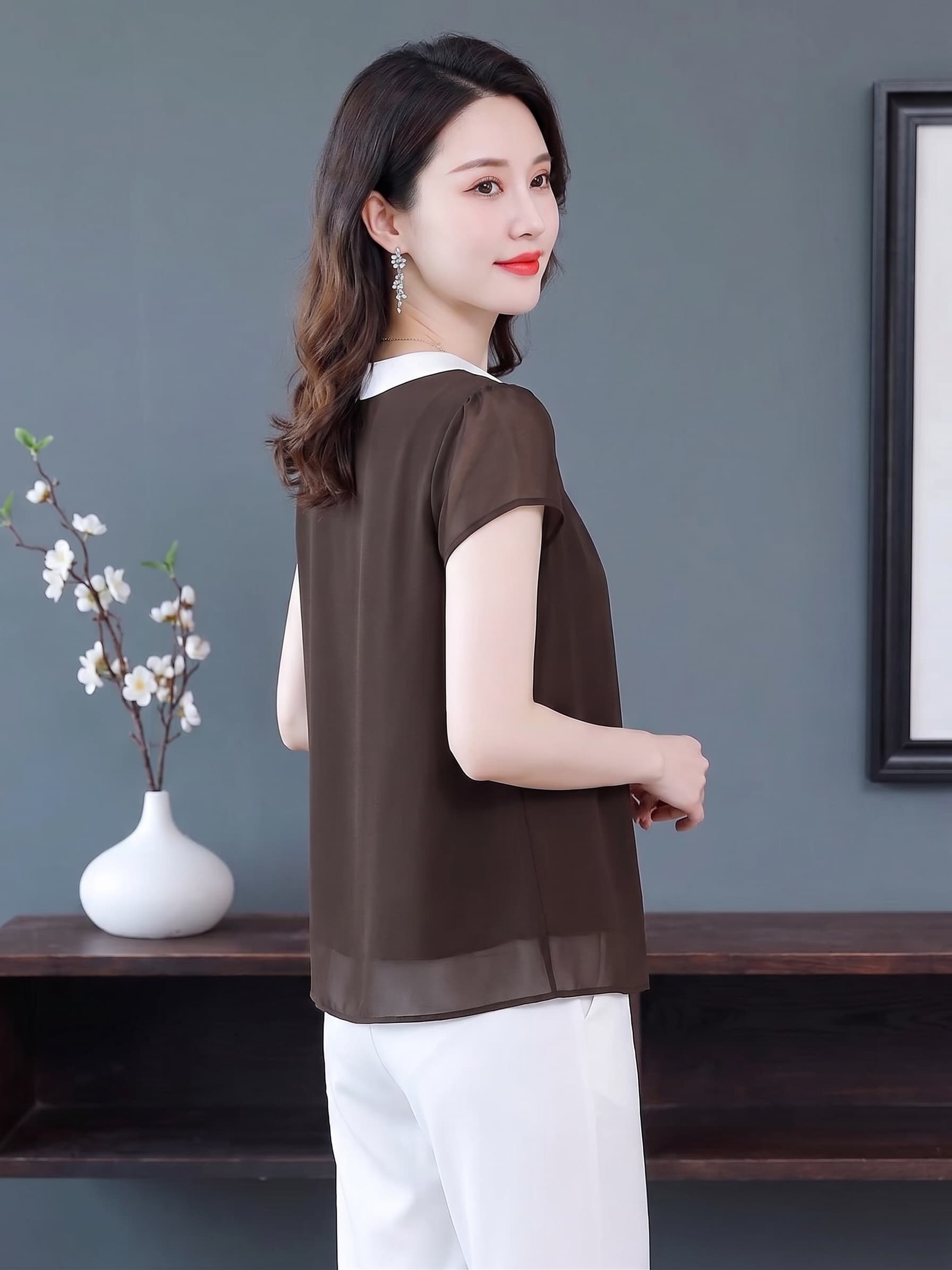2026 배색 라운드 넥 쉬폰 톱 여성 여름 얇은 스타일 반팔 중년 엄마 루즈핏 표지 배 슬림해 보이는 상세 이미지 9