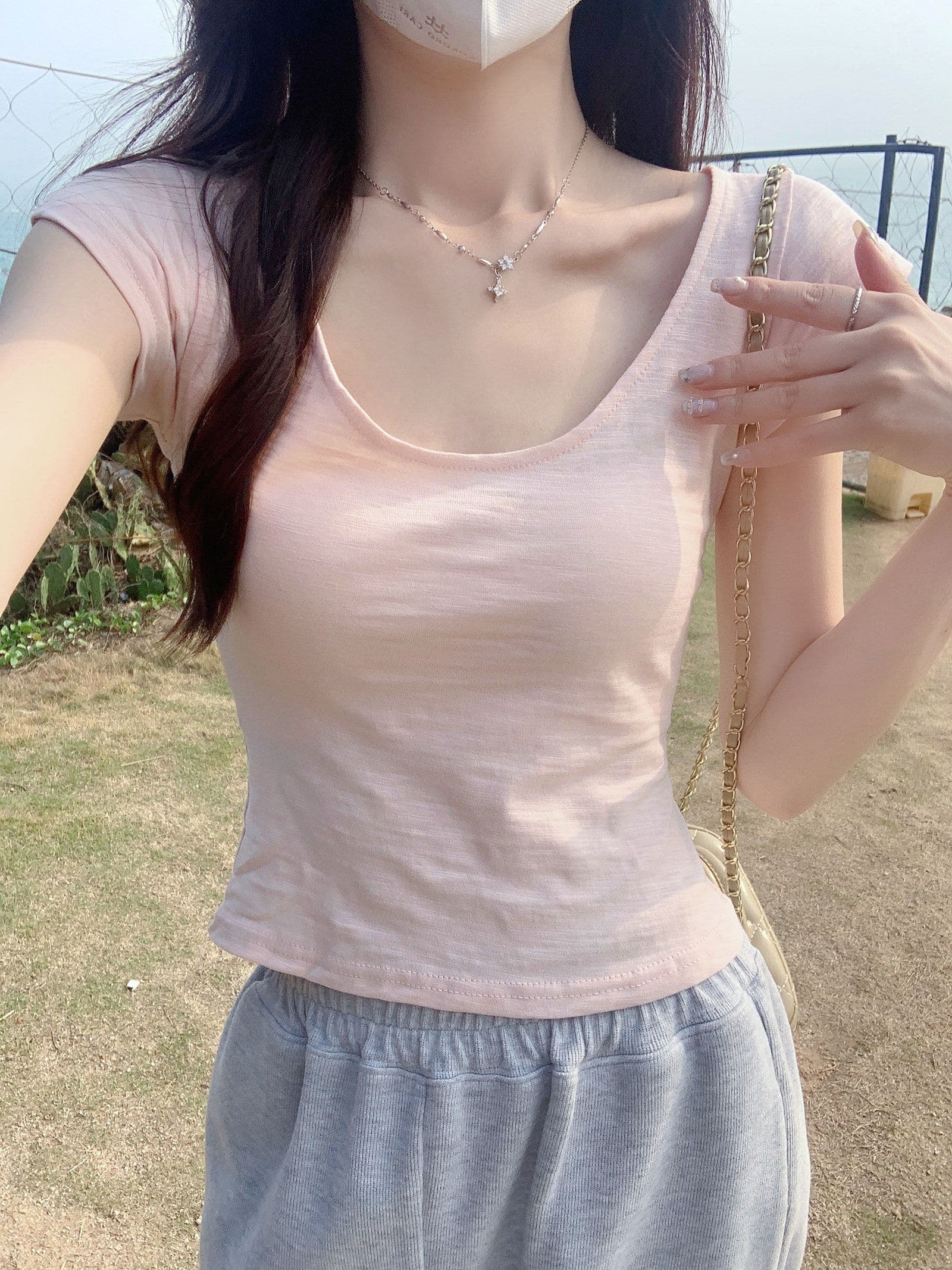 낮음 u 칼라 긍정적 인 어깨 핑크색 반팔 티셔츠 여성 여름 달콤한 매운맛 순수한 욕망 바람 외국 가스 몸매 가꾸기 슬림해 보이는 만나는 작은 셔츠 맨위 상세 이미지 10