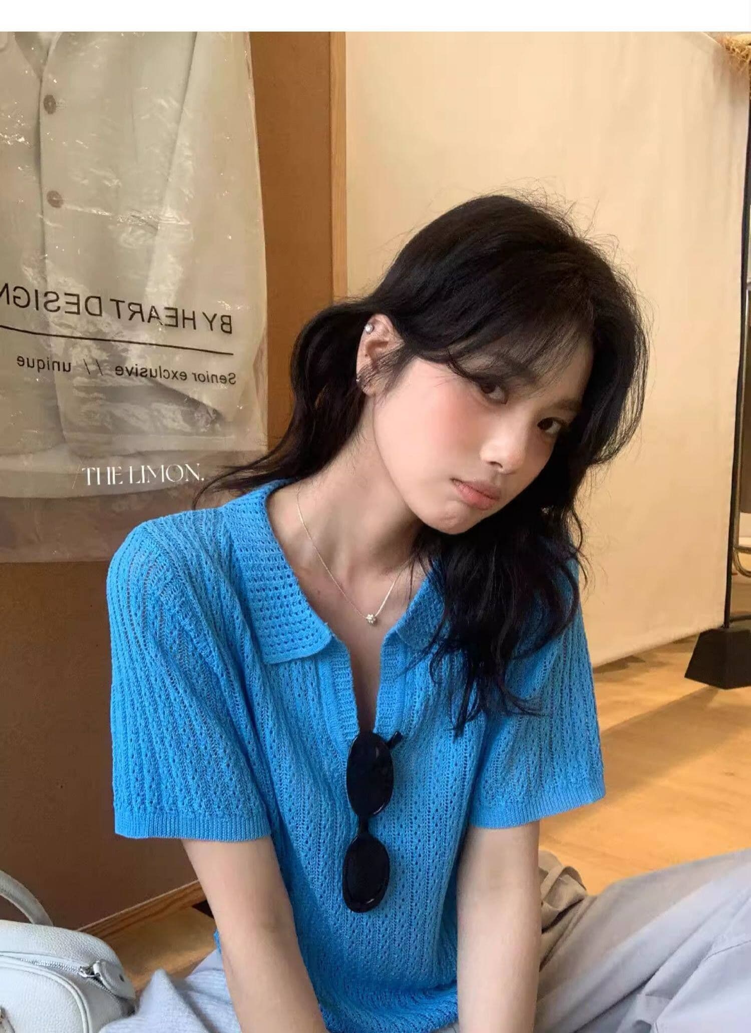 도파민 파란색 POLO 칼라 긍정적 인 어깨 반팔 니트 티셔츠 여성 여름 느슨함 센스 루즈핏 폴로 칼라 홀로우 아웃 맨위 상세 이미지 16