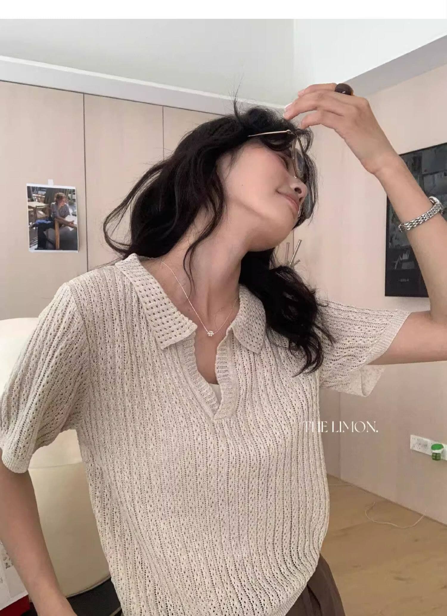 도파민 파란색 POLO 칼라 긍정적 인 어깨 반팔 니트 티셔츠 여성 여름 느슨함 센스 루즈핏 폴로 칼라 홀로우 아웃 맨위 상세 이미지 44